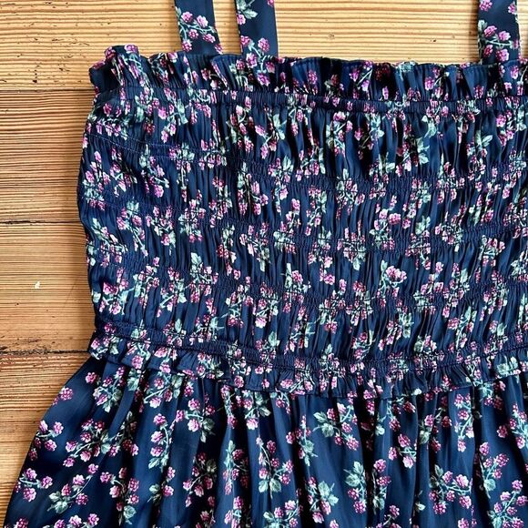 J. Crew Featherweight satin smocked tank top in twilight berry. Size L. - Picture 5 of 11